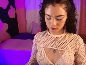 aria monroe  