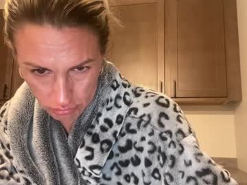 hotmommy cums