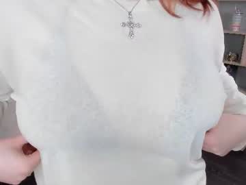 kiss naomi kiss