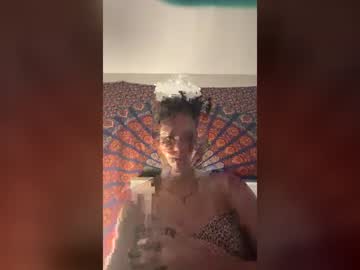 naomii08