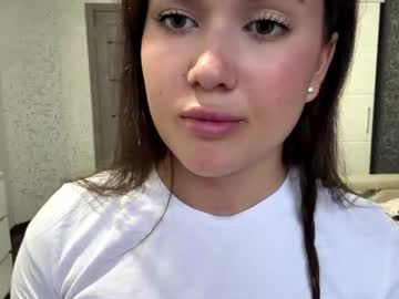 peaachyvibe