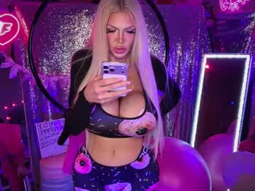 plasticfuckdoll