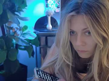 roxynyes